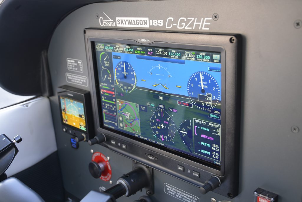 The G3X Primary Flight Display with Synthetic Vision Technology