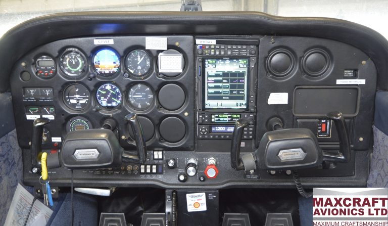 Completed Instrument Panel Dual GI 275s and the Large GTN 750 Xi GPS/MFD